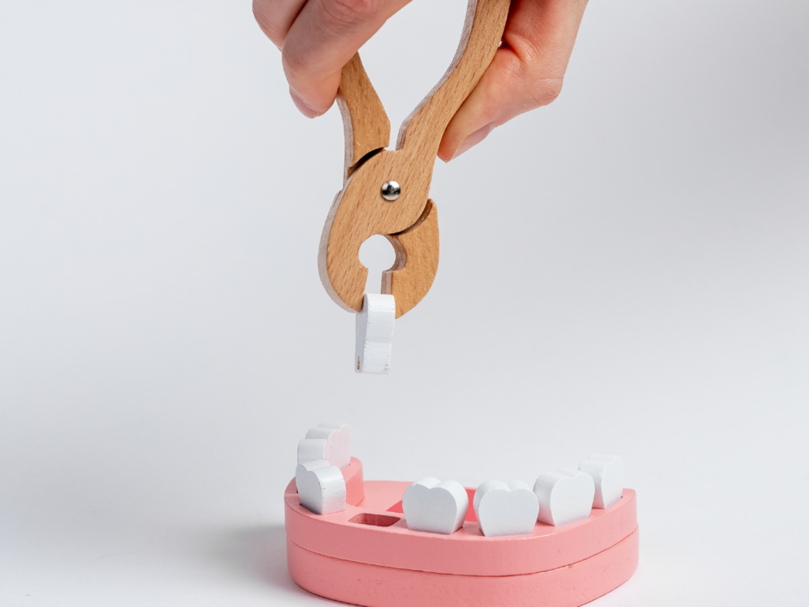 Beyond the Pull Simple, Surgical, and Wisdom Tooth Extractions in Richmond Hill